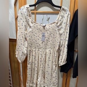 American Eagle Outfitters Cream Smocked Floral Tunic with Blue Print
